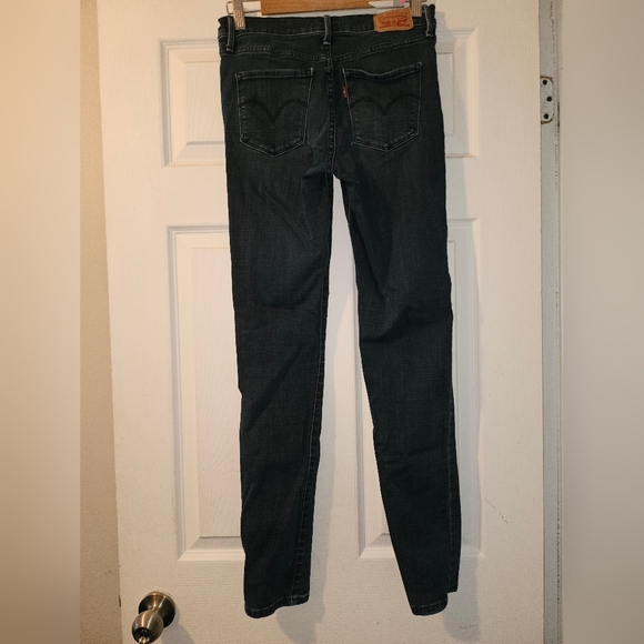 Levi Jeans - Picture 2 of 2